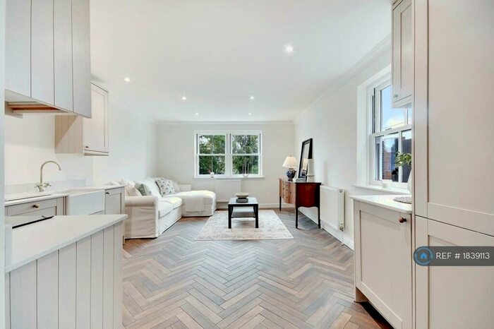 2 Bedroom Maisonette To Rent In Lingwoods, Danbury, Chelmsford, CM3