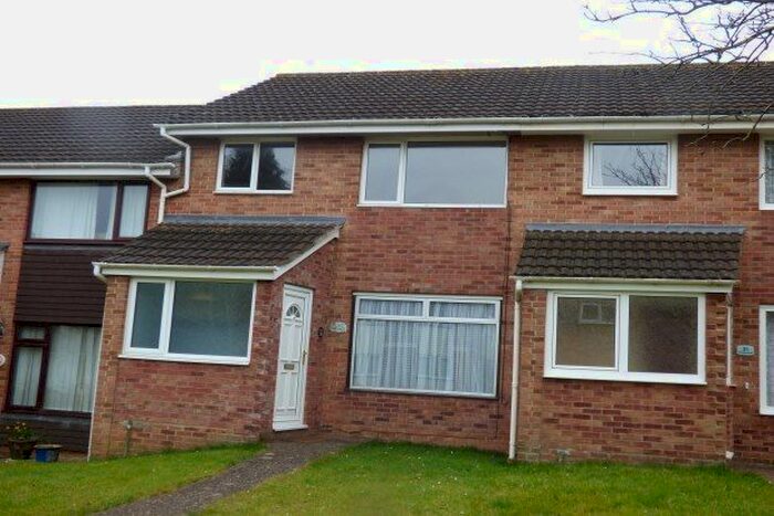 3 Bedroom Property To Rent In Calvados Road, Taunton, TA1