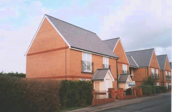 2 Bedroom Flat To Rent In Green Street, Royston SG8