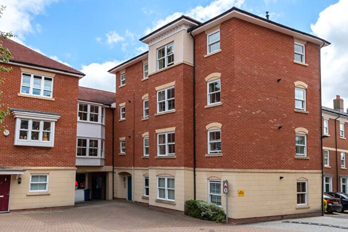 2 Bedroom Flat For Sale In St. Gabriel's, Wantage, Oxfordshire, OX12