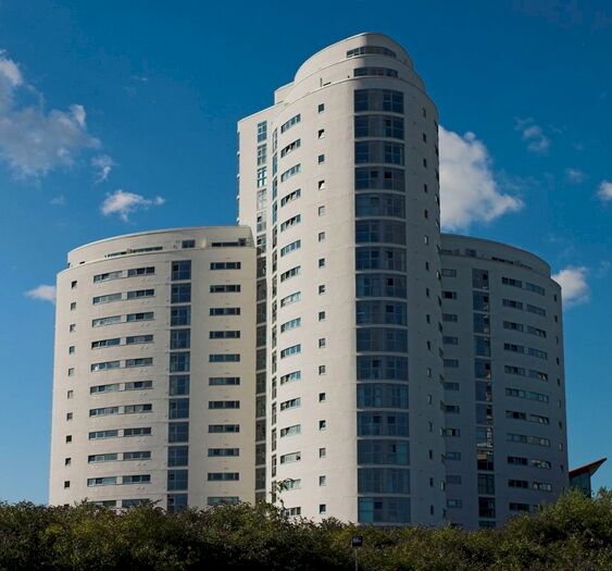 2 Bedroom Flat To Rent In Altolusso, Bute Terrace, Cardiff, CF10