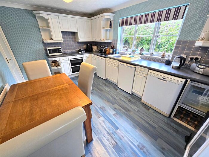 3 Bedroom Detached Bungalow For Sale In Back Lane, Catfield, NR29