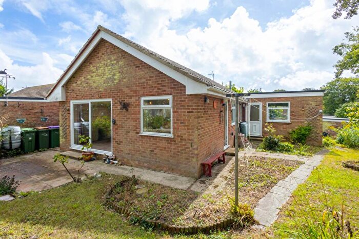 3 Bedroom Detached Bungalow For Sale In Bedingfield Way, Lyminge, CT18
