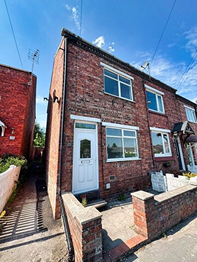 2 Bedroom End Of Terrace House To Rent In Newton Bank, Middlewich, Cheshire, CW10