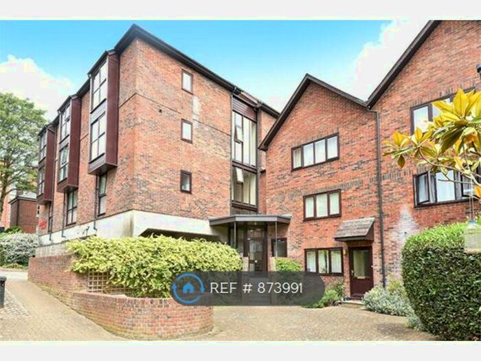 Studio To Rent In Bilberry Court, Winchester, SO23