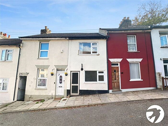 2 Bedroom Terraced House For Sale In Edward Street, Chatham, Kent, ME4