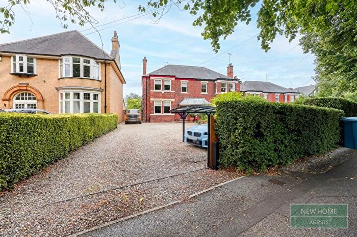 4 Bedroom Semi-detached House For Sale In Beverley Road Hull, HU6