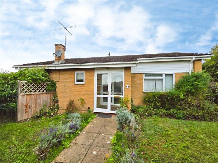 2 Bedroom Detached Bungalow For Sale In Tollgate Road, Salisbury, SP1
