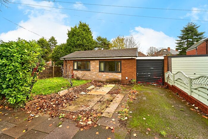 3 Bedroom Bungalow For Sale In Aldridge Road, Great Barr, Birmingham, West Midlands, B44