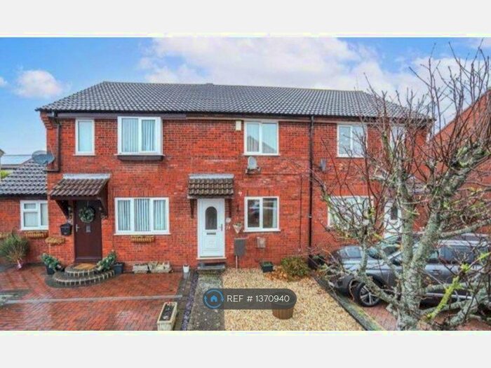 2 Bedroom Terraced House To Rent In Westwood Road, Bridgwater, TA6