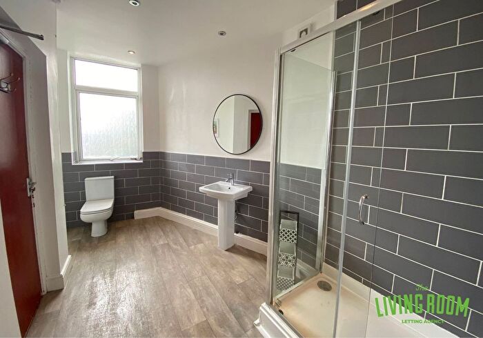 4 Bedroom Property To Rent In Terrace Road (Bed), Mount Pleasant, SA1