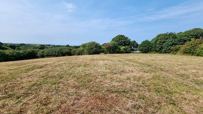 2 Bedroom Country House For Sale In Leedstown, Hayle, TR27