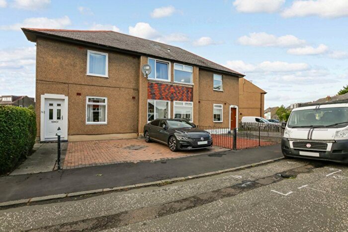 2 Bedroom Flat For Sale In Crewe Crescent, Edinburgh, EH5