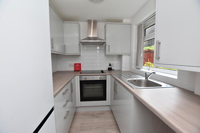 2 Bedroom Apartment To Rent In B The Gardens, Grove Road, Wrexham, LL11