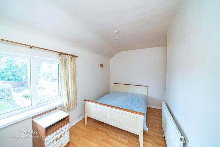 3 Bedroom Terraced House For Sale In Flaxhall Street, Walsall, WS2