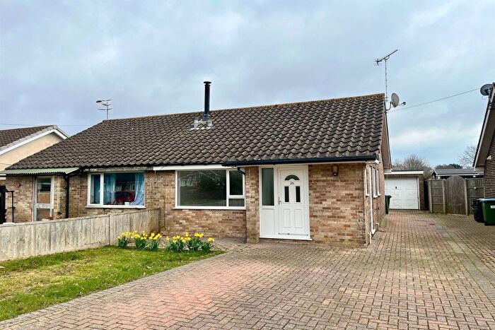 2 Bedroom Semi-Detached House To Rent In Edwen Close, Bognor Regis, West Sussex, PO21