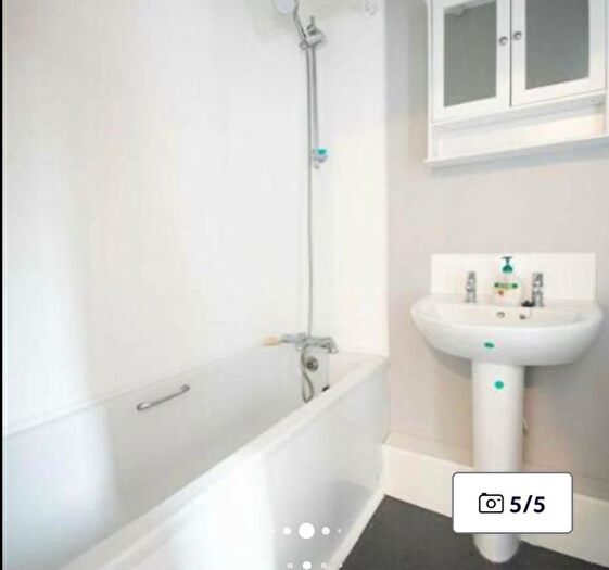 2 Bedroom Flat To Rent In Bayswater Road, Jesmond, Newcastle Upon Tyne, NE2