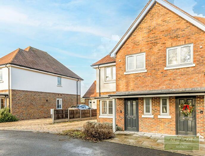 2 Bedroom Semi-Detached House For Sale In Meadow Way Headley, Thatcham, RG19