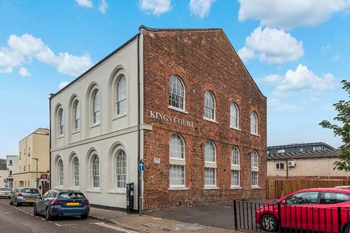 2 Bedroom Flat To Rent In Kings Court, King Street, , Cheltenham, GL50