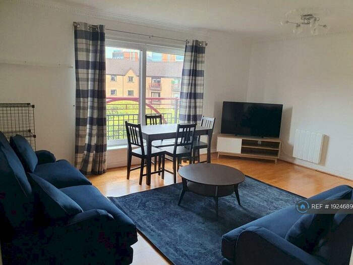 2 Bedroom Flat To Rent In Riverview Drive, Glasgow, G5