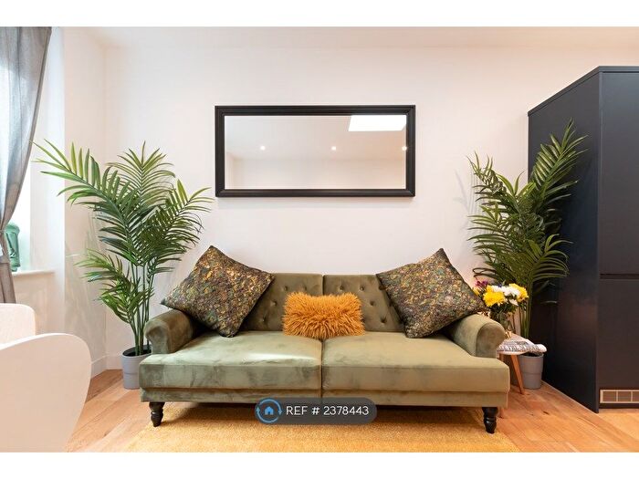 1 Bedroom Flat To Rent In Kings House, Southampton, SO15