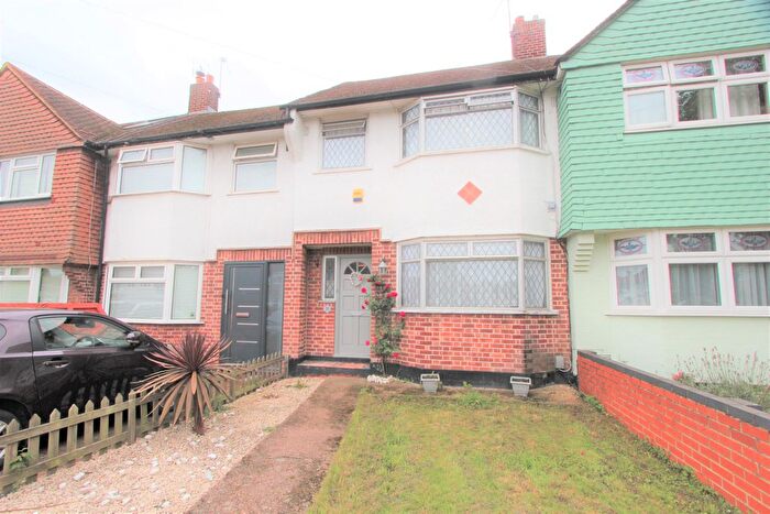 3 Bedroom Terraced House To Rent In Kenilworth Crescent, Enfield, EN1