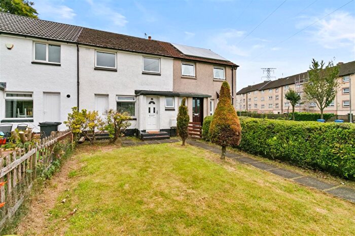 2 Bedroom Terraced House For Sale In Craigbanzo Street, Clydebank, G81