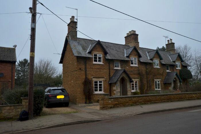 3 Bedroom Cottage To Rent In Main Street, Woolsthorpe By Belvoir NG32