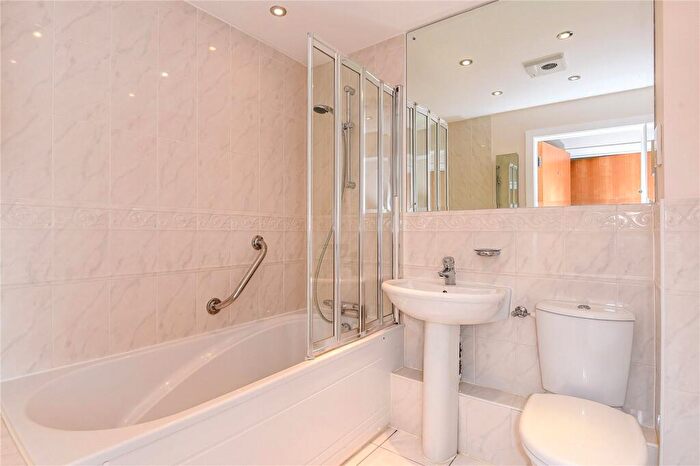 2 Bedroom Apartment To Rent In Kings Apartments, Gordon Crescent, Camberley, Surrey, GU15