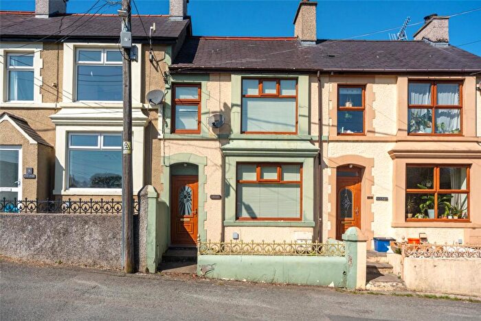 2 Bedroom Terraced House For Sale In Llanrug, Caernarfon, Gwynedd, LL55