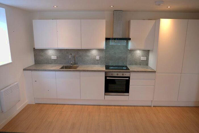1 Bedroom Flat To Rent In Upper Chorlton Road, Old Trafford, Manchester, M16