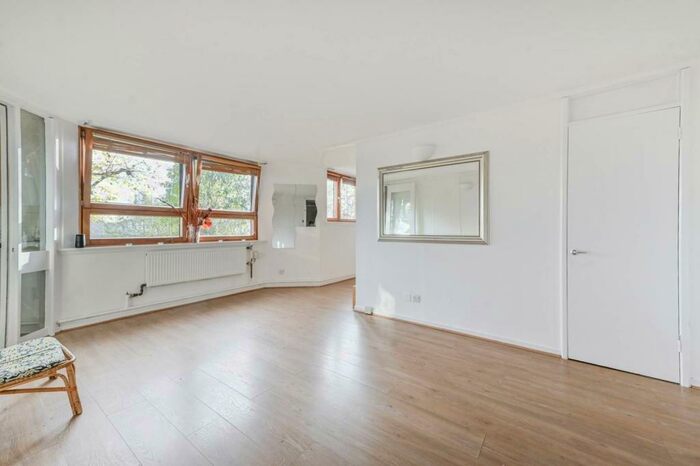 1 Bedroom Flat To Rent In Worlds End Estate, Kings Road, London, SW10