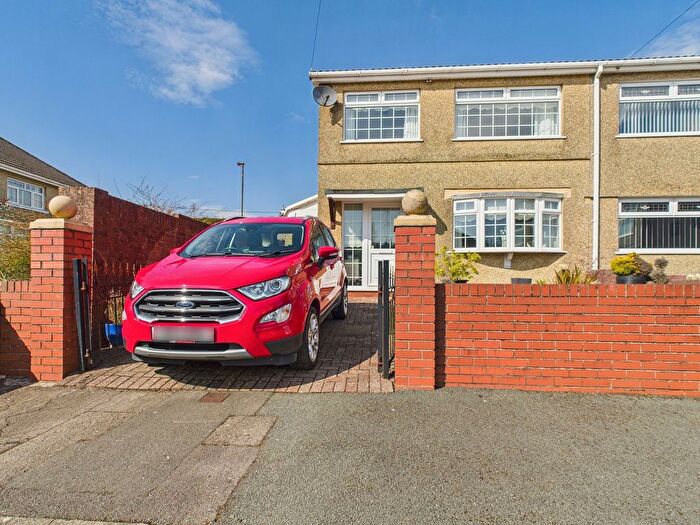 3 Bedroom Semi Detached House For Sale In Llangattwg Close, Beaufort, NP23