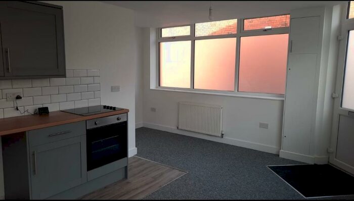 1 Bedroom Flat To Rent In George Street, Riddings, Alfreton, Derbyshire, DE55