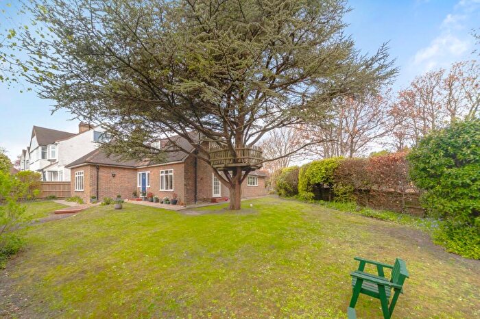 5 Bedroom Detached Bungalow For Sale In Prince Edwards Road, Lewes, BN7