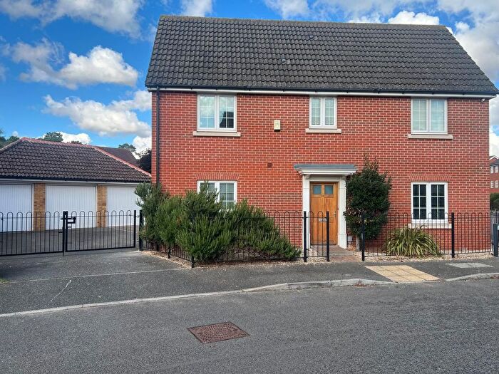 4 Bedroom Detached House For Sale In Tayberry Close, Red Lodge, Bury St. Edmunds, IP28
