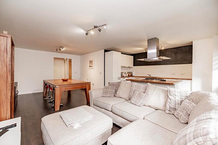 2 Bedroom Flat To Rent In Charlotte Street, Ground Floor, AB25