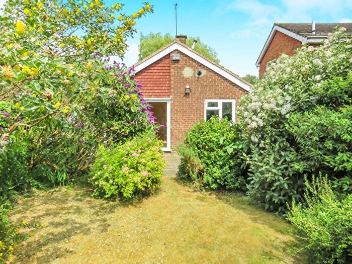 2 Bedroom Bungalow To Rent In Peel Walk, Harborne, Birmingham, B17