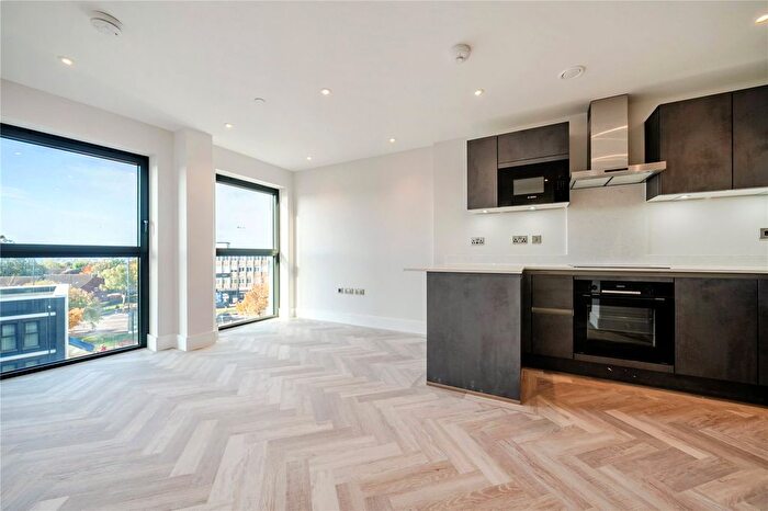 1 Bedroom Property To Rent In Cockfosters Road, Barnet, EN4