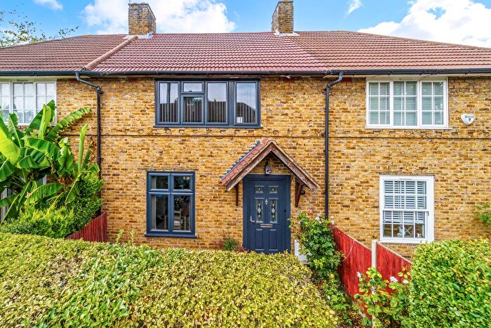 3 Bedroom Terraced House For Sale In Montacute Road, Morden, SM4