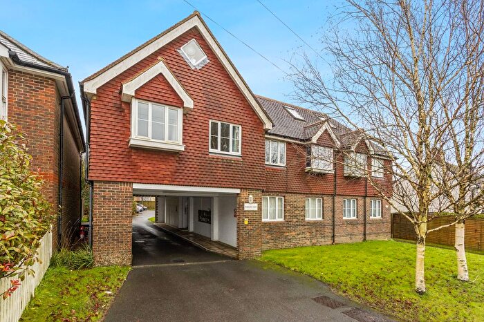 1 Bedroom Flat For Sale In Whitehill Road, Marlow Court Whitehill Road, TN6