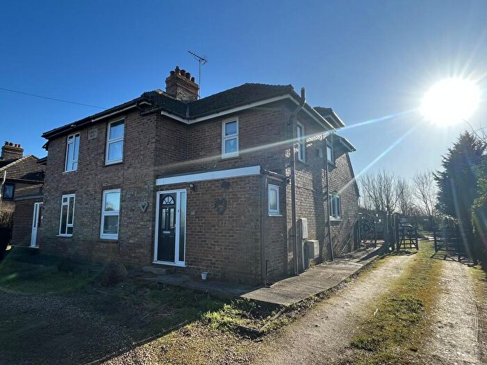 3 Bedroom Semi-Detached House For Sale In Fleet Road, Fleet, PE12