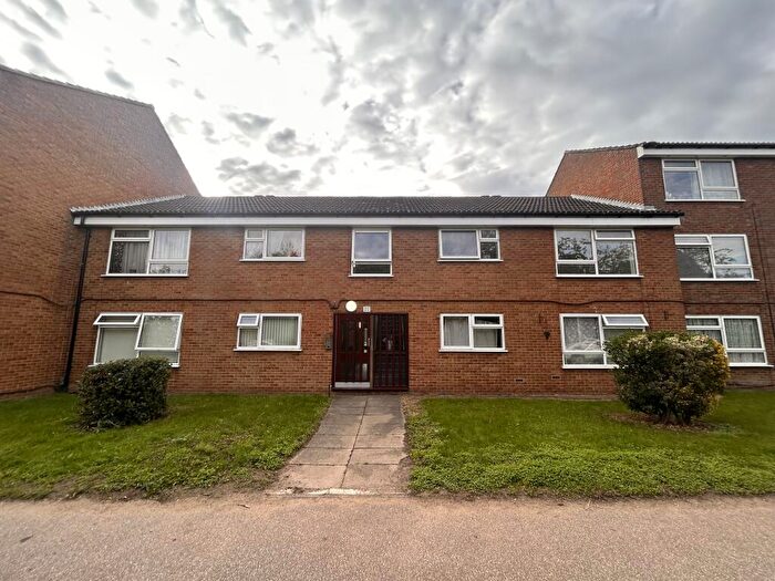 2 Bedroom Apartment To Rent In Faynes Court, Sandy, SG19