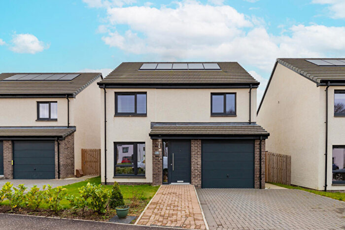 4 Bedroom Detached House For Sale In Printers Place, Paisley, PA2