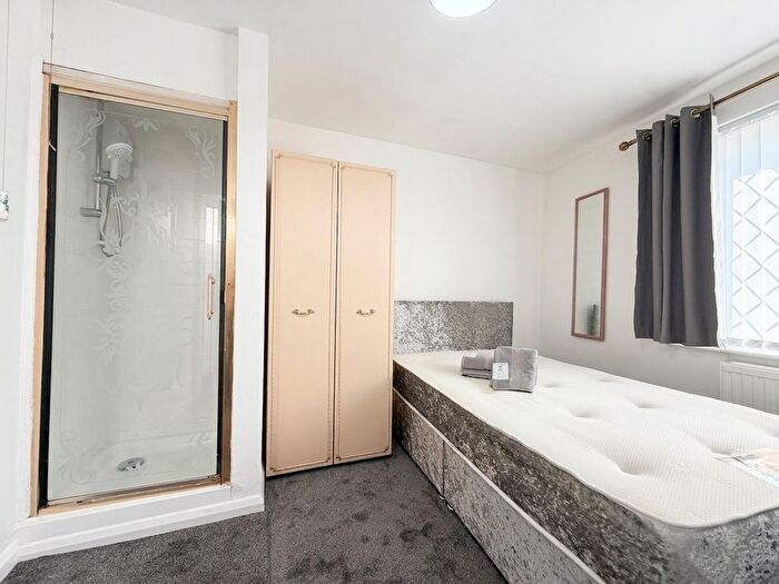 1 Bedroom Studio To Rent In West Drayton Road, Uxbridge, UB8