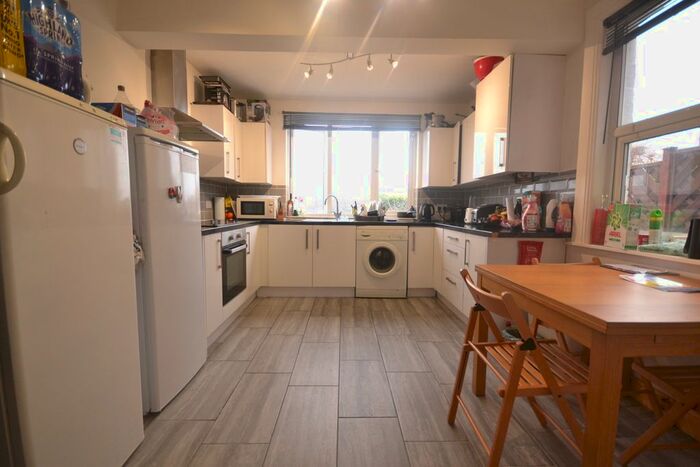 1 Bedroom Terraced House To Rent In Norfolk Road, Reading RG30