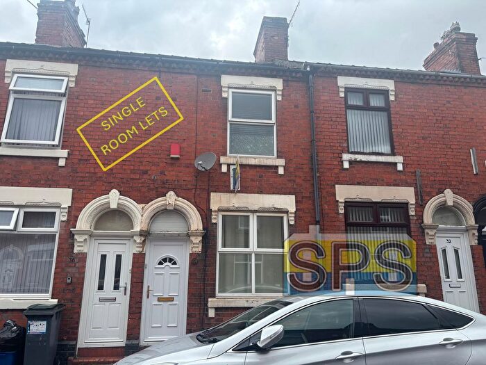 4 Bedroom Terraced House To Rent In Guildford Street, Stoke-On-Trent, ST4