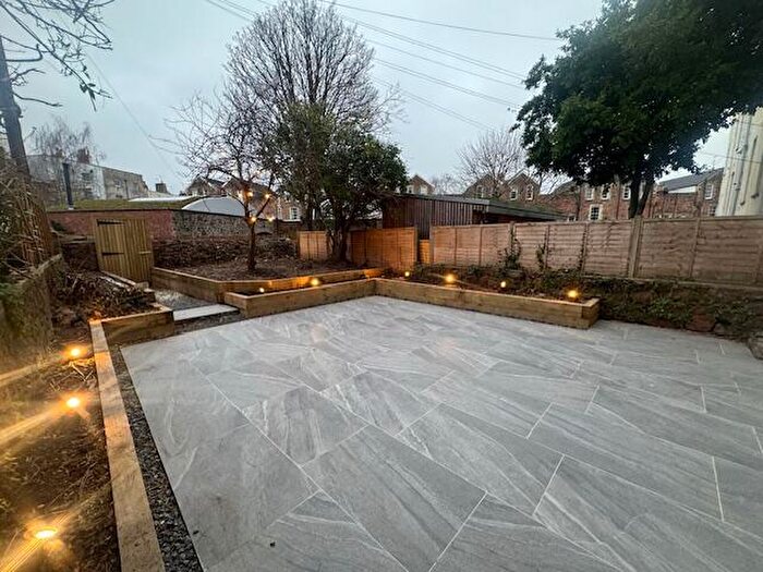 2 Bedroom Apartment To Rent In Hanbury Road, Bristol, BS8