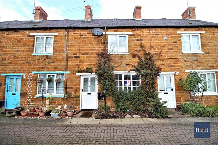 2 Bedroom Cottage To Rent In Duck Lane, Harpole Village -, NN7