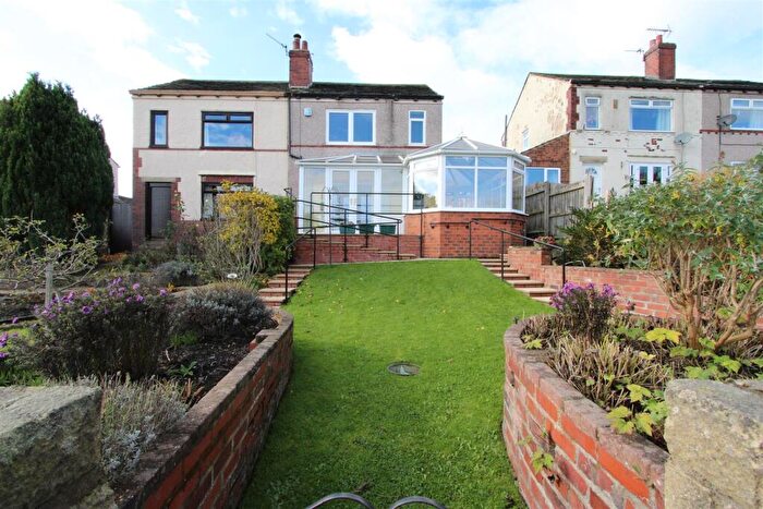 3 Bedroom Semi-Detached House To Rent In Greenroyd Avenue, Cleckheaton, BD19
